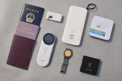 逸豆智能旅行翻譯助手 貼身翻譯與隨身WiFi的完美結(jié)合